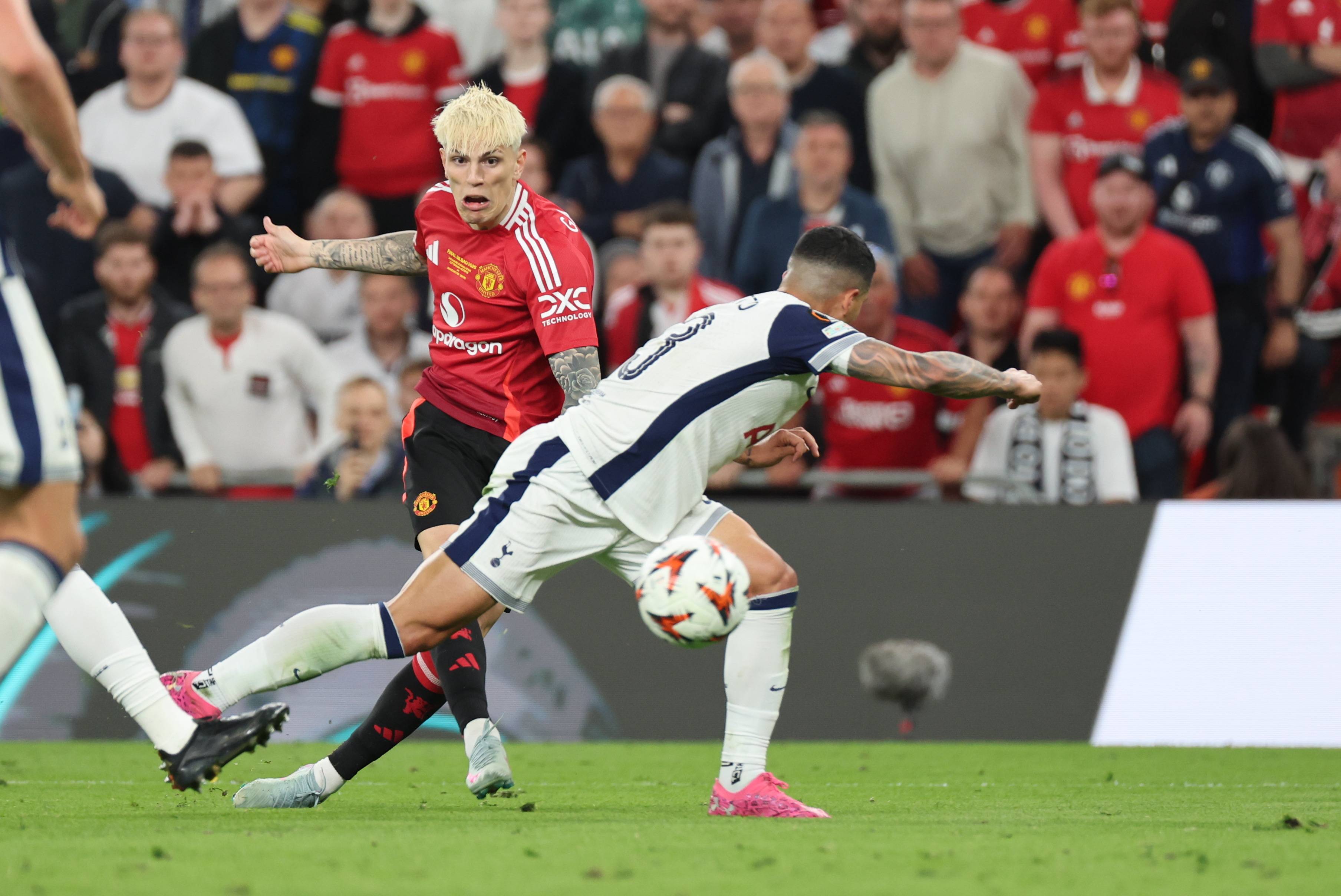 皇冠体育-热刺新帅上任：能否带队逆转颓势？(热刺 新主帅)