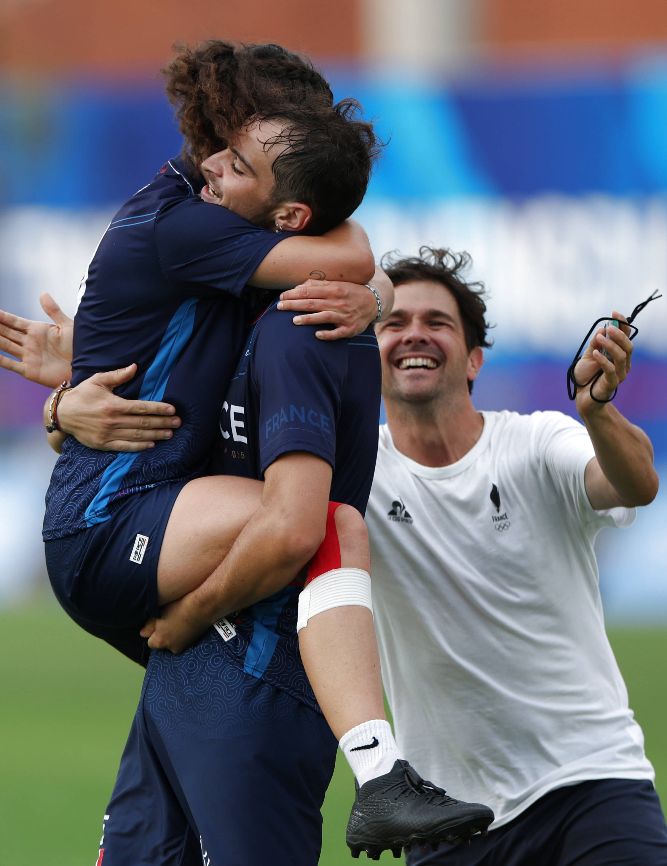 法国球员展现出色表现,带领摩纳哥队夺胜 法国球员展现出色表现,带领摩纳哥队夺胜