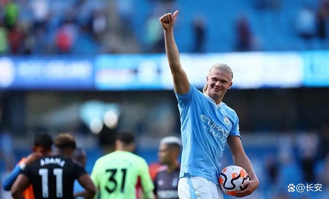 皇冠体育登录-诺里奇城中锋成为进球机器，创造出色表现的简单介绍